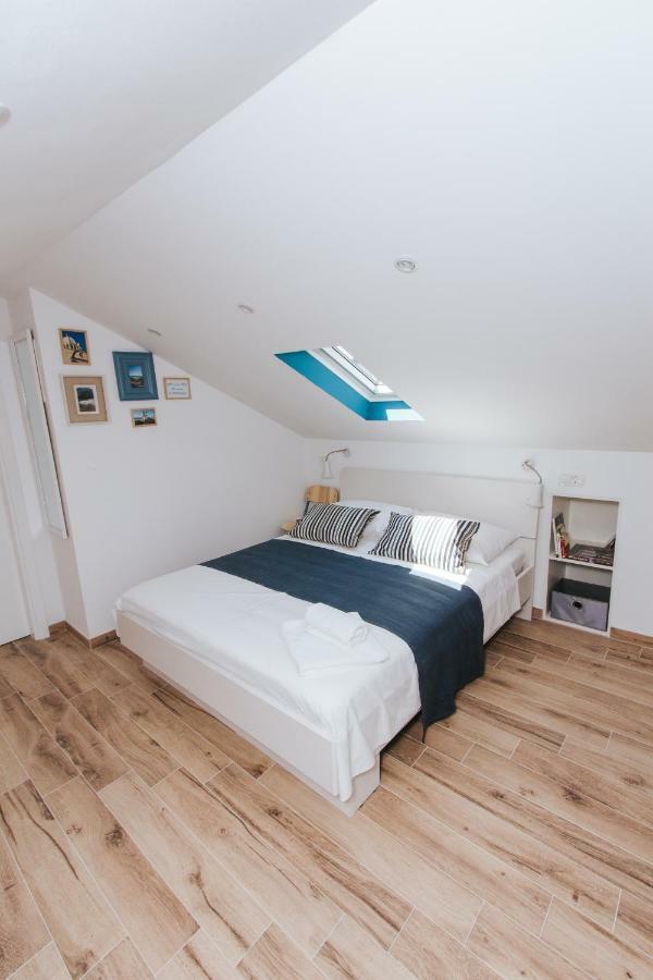 Fyaka Loft Apartments Vodice Extérieur photo